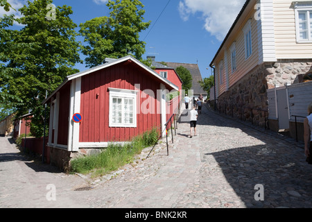 Vue sur la rue, dans la vieille ville de Porvoo Finlande Banque D'Images