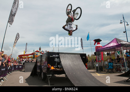 Royaume-uni, ANGLETERRE - l'Animal BMX Freestyle BMX Bike Tour à Eastbourne Extreme Banque D'Images