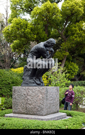 Le penseur de Rodin, le National Museum of Western Art, Tokyo, Japon Banque D'Images