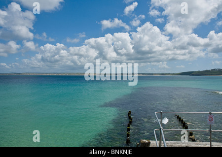 Vue sur la baie de St Ives de St Ives, Cornwall, Angleterre Banque D'Images