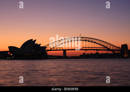 Sydney Harbour Bridge au coucher du soleil Banque D'Images