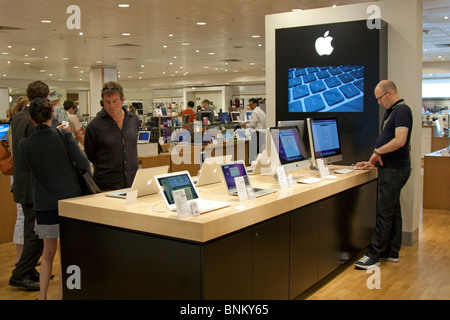 - Affichage de l'ordinateur Apple Store - John Lewis Oxford Street - Londres Banque D'Images