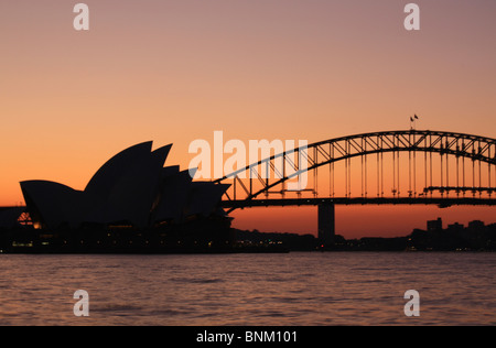 Sydney Harbour Bridge au coucher du soleil Banque D'Images