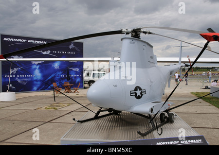 Le MQ 8B Fire Scout un décollage vertical et d'atterrissage des avions utilisés par l'US Navy vu ici à Farnborough, Royaume-Uni Banque D'Images