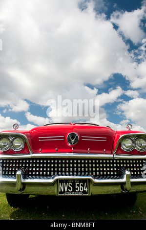 1958 Buick special rouge. 2 portes Buick convertible spécial. Classic American fifties location Banque D'Images