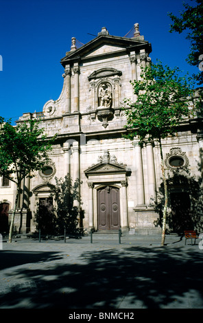 Església de Sant Miguel del Port sur la Plaça de la Barceloneta dans le quartier de Barceloneta de Barcelone. Banque D'Images