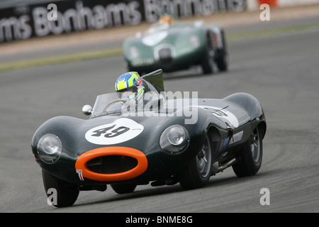 Silverstone Classic, course de voitures historiques. Circuit de Silverstone, le 24 juillet 2010. Banque D'Images