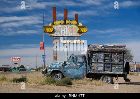 Old Ranch house cafe sign signe cafe location de la vieille Route 66 nostalgie Tucumcari abandonné shabby Nouveau Mexique États-Unis Amérique du Nord Banque D'Images