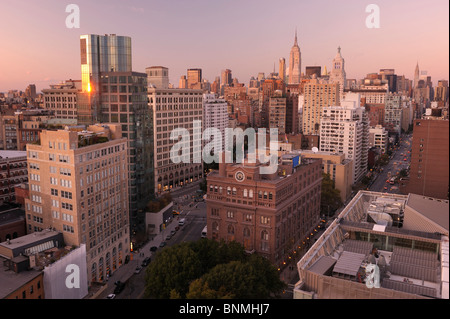 Empire State Building Chrysler Building vue présentation ville Cooper Square rues de Manhattan East Village ci-dessus Banque D'Images