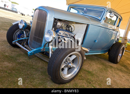 Jeff Beck's 1932 Ford 'Little Deuce Coupe Hot Rod' dans les voitures, Stars & Guitars afficher 2010 Goodwood Festival of Speed, UK. Banque D'Images