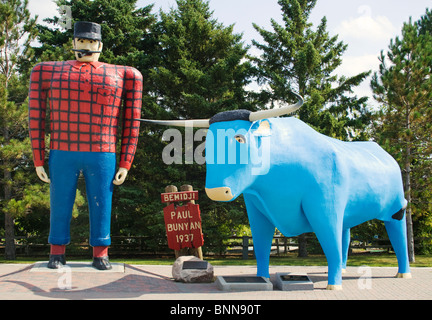 Paul Bunyan et Babe le Blue Ox à Bemidji dans le Minnesota Banque D'Images