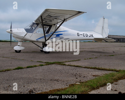 Micro-aéronefs légers, à l'aérodrome de Davidstow, Cornwall, UK Banque D'Images