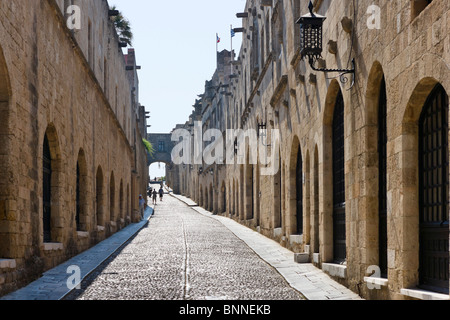 Odos Ippoton (rue des Chevaliers), la ville de Rhodes, Rhodes, Grèce Banque D'Images