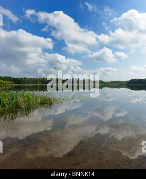 Lake Hibbing Minnesota États-Unis d'Amérique États-Unis d'Amérique nature eau Nuages Banque D'Images