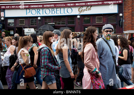 Marché de Portobello Road, Notting Hill, à l'ouest de Londres Banque D'Images