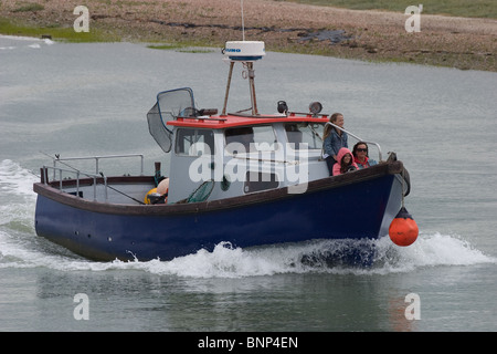 Grand bateau en bois loisirs moteur vieux bois Banque D'Images