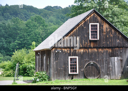 Ancienne grange de ferme historique, Deerfield, Massachusetts, USA Banque D'Images