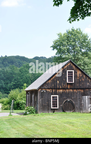 Ancienne grange de ferme historique, Deerfield, Massachusetts, USA Banque D'Images