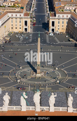 Aperçu de la Place Saint Pierre de Rome, Italie Banque D'Images