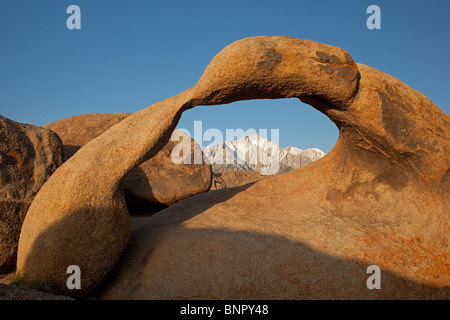 Portiques Mobius Mount Whitney dans les Sierras de Californie. Banque D'Images