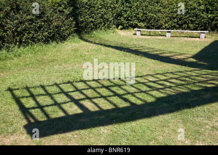 Naviguez sur les ombres du moulin à vent de Bembridge à l'île de Wight, Hampshire, Royaume-Uni en juin Banque D'Images