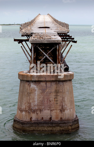 Ouvrir l'étendue de l'Bahia Honda pont ferroviaire, à l'origine partie de l'Overseas Railroad construit par Henry Flagler. Banque D'Images