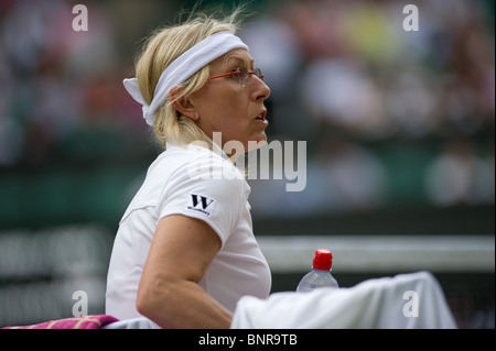 29 juin 2010 : Martina Navratilova USA / Jana Novotna CZE v Conchita Martinez ESP / Nathalie Tauziat FRA. Tournoi international de tennis de Wimbledon qui s'est tenue à l'All England Lawn Tennis Club, Londres, Angleterre. Banque D'Images