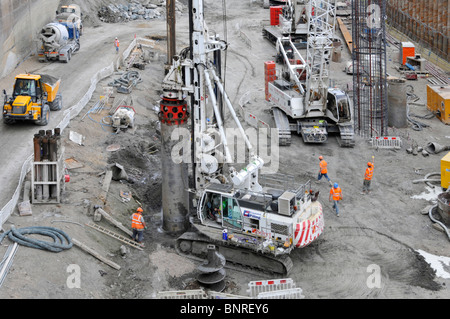 Site de construction de la gare de Canary Wharf pour de nouveaux services de traverse Banque D'Images