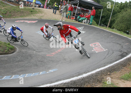 Le BMX dans une course de championnat 8 Juillet 2006 Banque D'Images