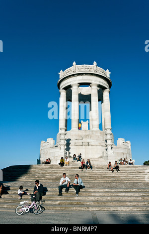 Monument aux morts, conçu par Guidi Cirilli, 1932, Passetto Ancône, Marches, Italie Banque D'Images