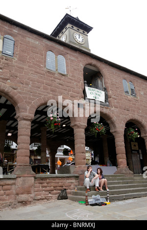 Façade de la maison du marché construit autour de 1660 sur le site de l'ancien Hall Stand Ross-On-Wye Herefordshire UK Banque D'Images