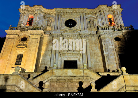 L'Espagne, Saint James Way : façade principale de la basilique du monastère de Samos Santiago de La Ribera Banque D'Images