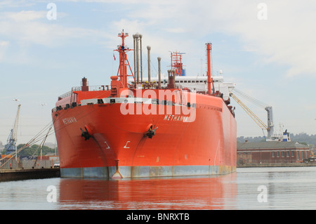 Methania un navire méthanier à quai dans le Port de Southampton Le bateau a été construit en 1978 et enregistré sous le drapeau de la Belgique Banque D'Images