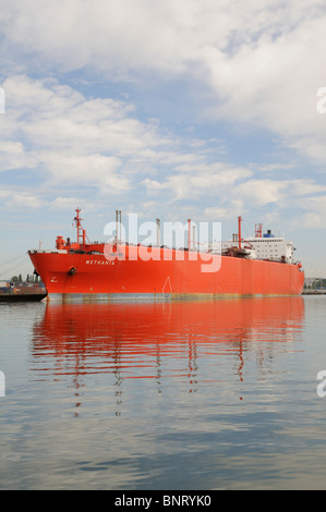 Methania un navire méthanier à quai dans le Port de Southampton Le bateau a été construit en 1978 et enregistré sous le drapeau de la Belgique Banque D'Images