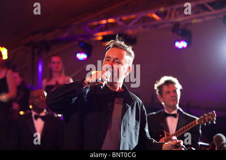 Nigel Kennedy qui se produiront au festival Latitude,Henham Park, Suffolk, Angleterre. Banque D'Images