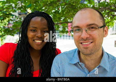 Les adultes multiculturelle Banque D'Images