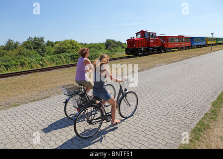 Train de l'île, l'île de Langeoog, en Frise orientale, Basse-Saxe, Allemagne Banque D'Images