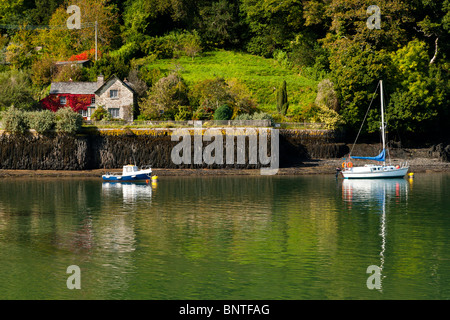 Harry King Ferry Cottage sur la rivière Fal, Sud Ouest, Cornwall, England, UK Banque D'Images