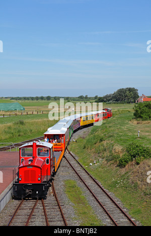 Train de l'île, l'île de Langeoog, en Frise orientale, Basse-Saxe, Allemagne Banque D'Images