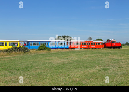 Train de l'île, l'île de Langeoog, en Frise orientale, Basse-Saxe, Allemagne Banque D'Images