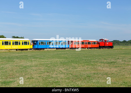 Train de l'île, l'île de Langeoog, en Frise orientale, Basse-Saxe, Allemagne Banque D'Images