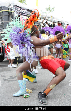 Le 43e (2010) Caribbean Carnival (Toronto) Caribana est le plus gros festival des Caraïbes en Amérique du Nord. Banque D'Images