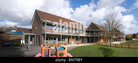 Burnham Copse École primaire Banque D'Images