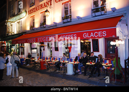 Restaurant Chez Eugène, célèbre quartier de Montmartre à Paris en France Banque D'Images