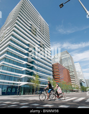 Les immeubles de bureaux moderne de haute élévation dans Mahler4 section de nouveau développement de la propriété commerciale de Zuidas à Amsterdam Pays-Bas Banque D'Images