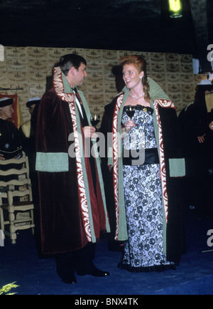 Le prince Andrew et Sarah Ferguson, duchesse d'York visiter Bordeaux, France Banque D'Images