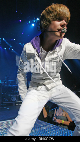 JUSTIN BIEBER - chanteur dans Nokia Theatre L.A. Vivre le 20 juillet 2010 à Los Angeles, Californie. Photo Jeffrey Mayer Banque D'Images