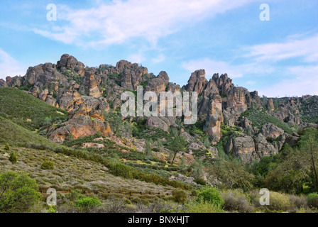 Pinnacles National Monument en Californie, une partie de l'ancien volcan. Neenach Banque D'Images