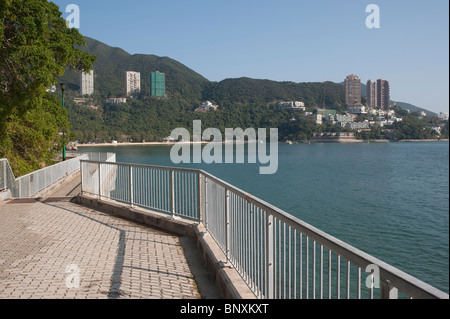 Southside allée jusqu'à Repulse Bay Beach à Hong Kong. Banque D'Images