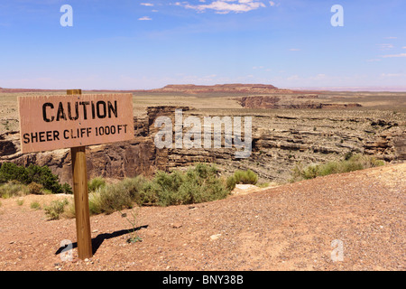 Le Parc National du Grand Canyon USA - le Little Colorado River Gorge est du canyon principal près de Cameron Arizona - avertissement de falaise Banque D'Images